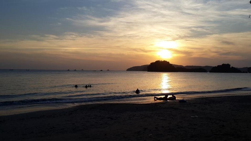 Tara House Otel Ko Lanta Dış mekan fotoğraf